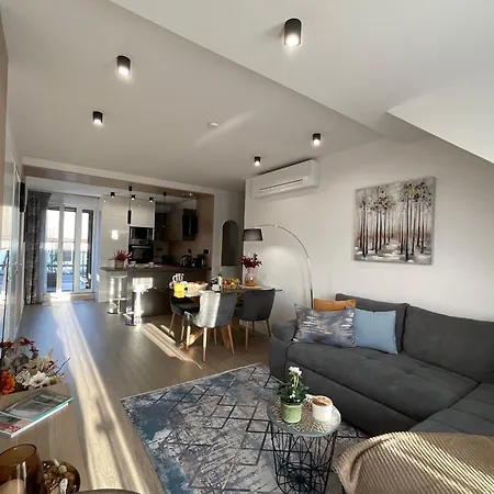 Weekend House Daire Alsóörs